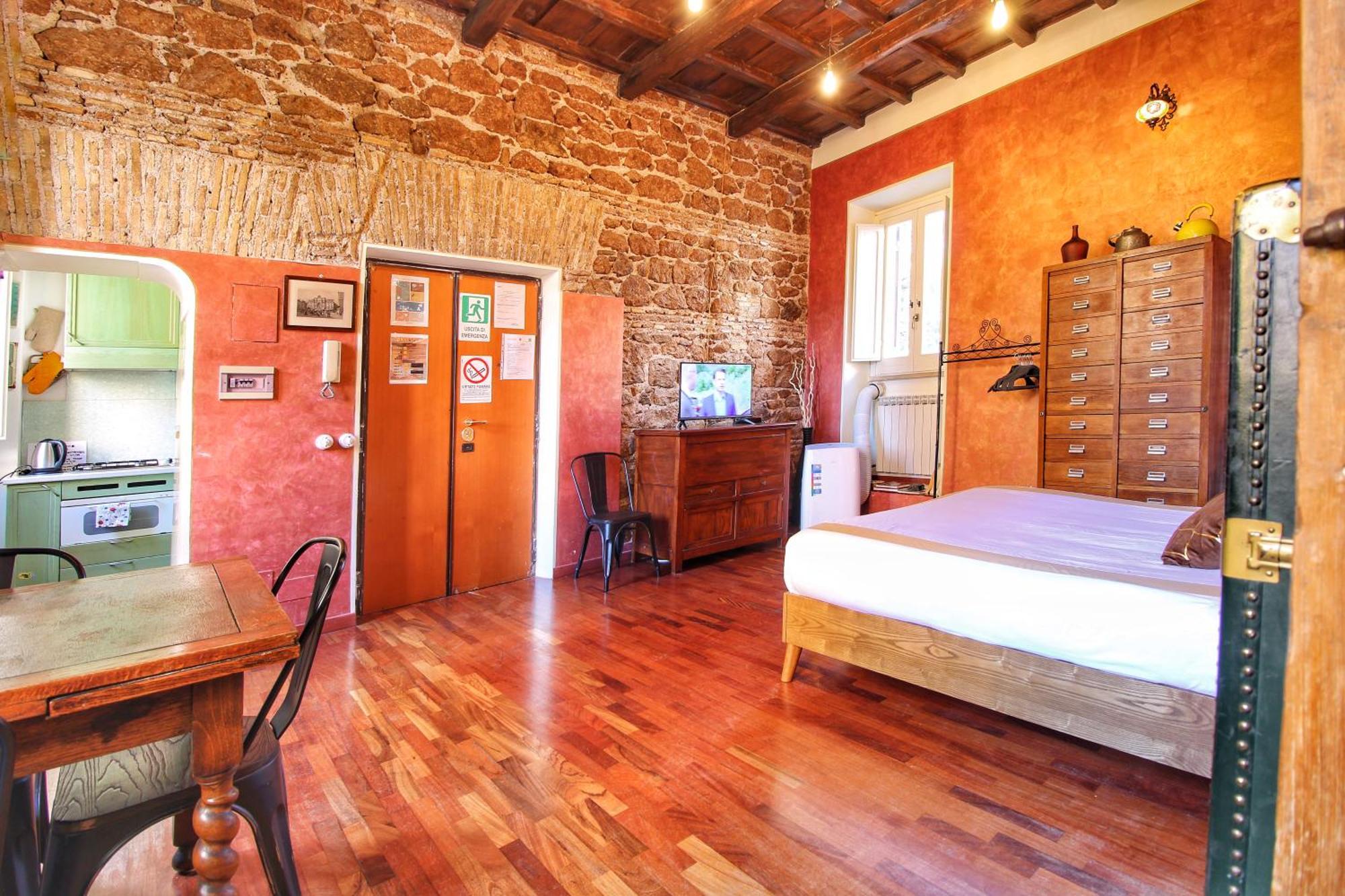 Appartamento Trastevere Charming Romantic Loft By Yourhost